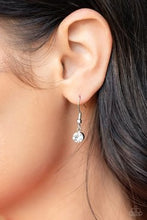 Load image into Gallery viewer, Paparazzi Heartbreakingly Blingy - White