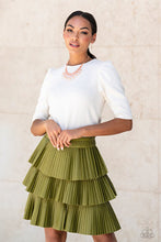 Load image into Gallery viewer, Paparazzi Deep Space Diva - Copper