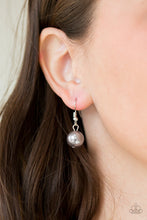 Load image into Gallery viewer, Paparazzi 5th Avenue A-Lister - Silver