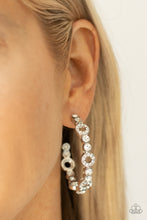 Load image into Gallery viewer, Paparazzi Swoon-Worthy Sparkle - White