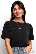 Load image into Gallery viewer, Paparazzi Manifesting Magic - Green - VENDOR _NAME - Sassy Sparkles $5 Jewelry