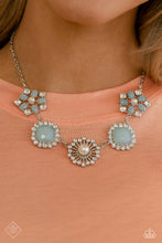 Load image into Gallery viewer, Paparazzi Glimpses of Malibu - Complete Trend Blend