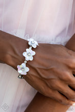 Load image into Gallery viewer, Paparazzi Glimpses of Malibu - Complete Trend Blend