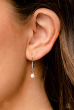 Load image into Gallery viewer, Paparazzi Notable Navigator - Purple