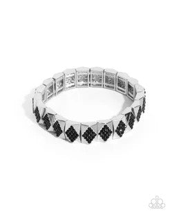 Paparazzi Ornate Outline - Black