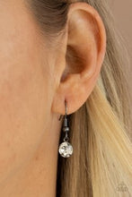 Load image into Gallery viewer, Paparazzi Flaunt Your Fringe - Black
