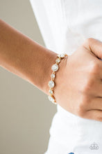 Load image into Gallery viewer, Paparazzi Starstruck Sparkle - Gold
