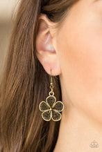 Load image into Gallery viewer, Paparazzi No Common Daisy - Brass
