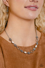 Load image into Gallery viewer, Paparazzi Casablanca Chic - White
