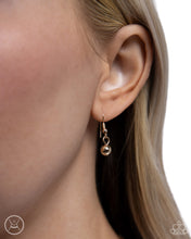 Load image into Gallery viewer, Paparazzi Seize the Spring - Gold (Choker)
