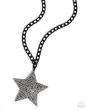 Load image into Gallery viewer, Paparazzi Stellar Selfie - Black
