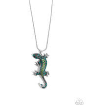 Load image into Gallery viewer, Paparazzi Shimmery Salamander - Green
