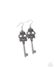 Load image into Gallery viewer, Paparazzi Château Chic - Silver
