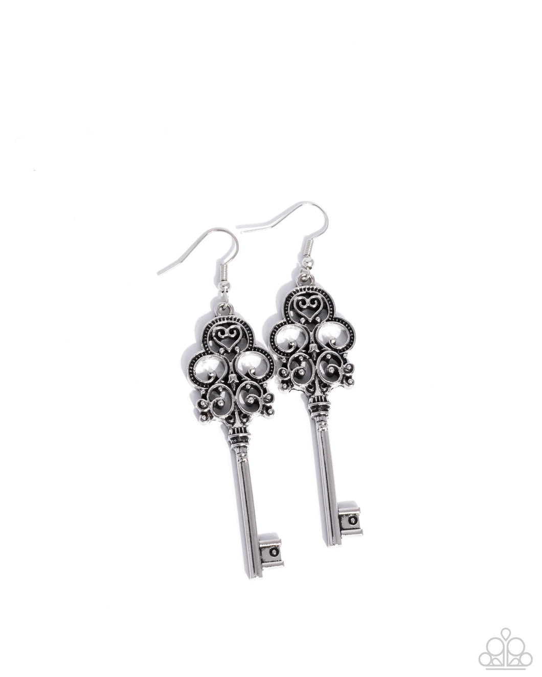 Paparazzi Château Chic - Silver