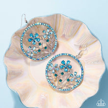 Load image into Gallery viewer, Paparazzi Basic Bouquet - Blue
