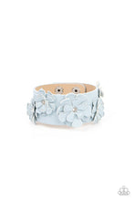 Load image into Gallery viewer, Paparazzi What Do You Pro-Posies - Blue
