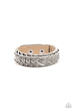 Paparazzi Western Nomad - Silver