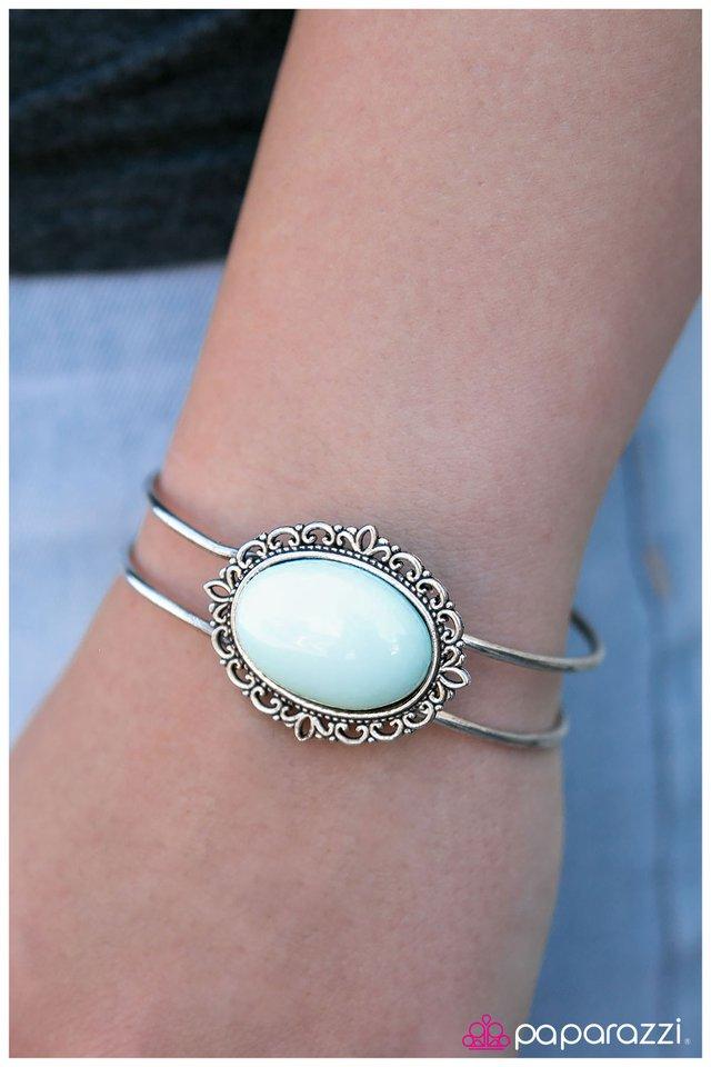 Majestic View - Blue - VENDOR _NAME - Sassy Sparkles $5 Jewelry
