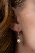 Load image into Gallery viewer, Pearl Pageant None - White freeshipping - Sassy Sparkles $5 Jewelry
