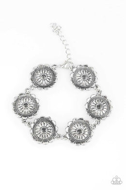 Funky Flower Child - Silver freeshipping - Sassy Sparkles $5 Jewelry