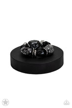 Load image into Gallery viewer, Glaze of Glory - Black freeshipping - Sassy Sparkles $5 Jewelry
