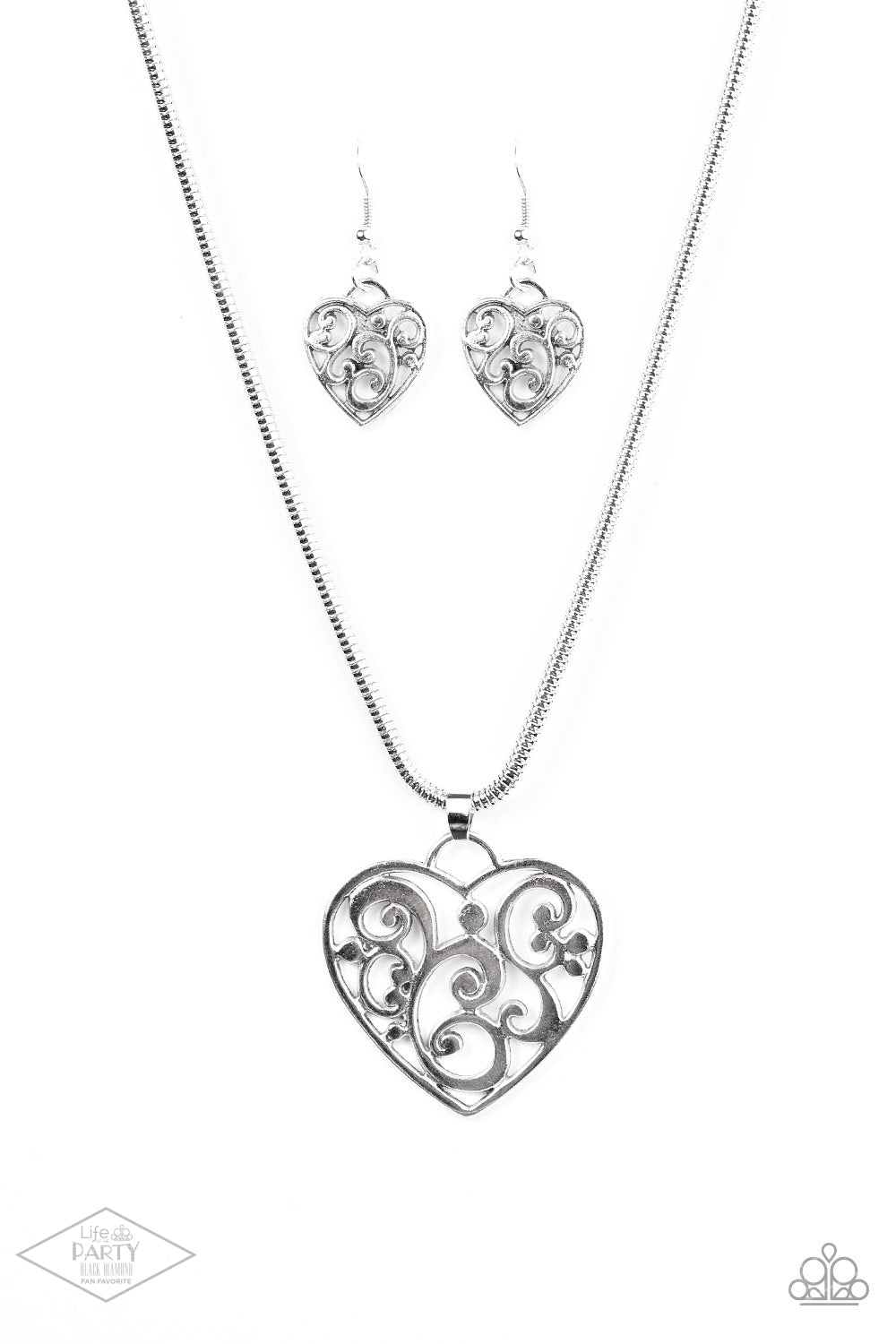 FILIGREE Your Heart With Love - Silver freeshipping - Sassy Sparkles $5 Jewelry