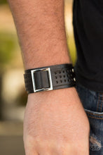 Load image into Gallery viewer, Paparazzi Urban Runner - Black - VENDOR _NAME - Sassy Sparkles $5 Jewelry
