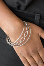 Load image into Gallery viewer, Metal Manic - Silver freeshipping - Sassy Sparkles $5 Jewelry

