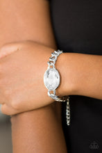 Load image into Gallery viewer, Luxury Lush - White freeshipping - Sassy Sparkles $5 Jewelry

