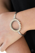 Load image into Gallery viewer, Divinely Desert - White freeshipping - Sassy Sparkles $5 Jewelry
