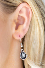 Load image into Gallery viewer, Paparazzi Classy Classicist- Silver - VENDOR _NAME - Sassy Sparkles $5 Jewelry
