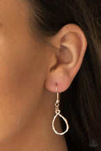 Load image into Gallery viewer, Paparazzzi Going For Grit - Rose Gold - VENDOR _NAME - Sassy Sparkles $5 Jewelry
