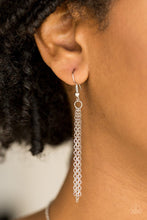 Load image into Gallery viewer, Paparazzi Fashionably Fantabulous - Green - VENDOR _NAME - Sassy Sparkles $5 Jewelry
