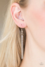 Load image into Gallery viewer, Paparazzi Fashionably Fantabulous - Red
