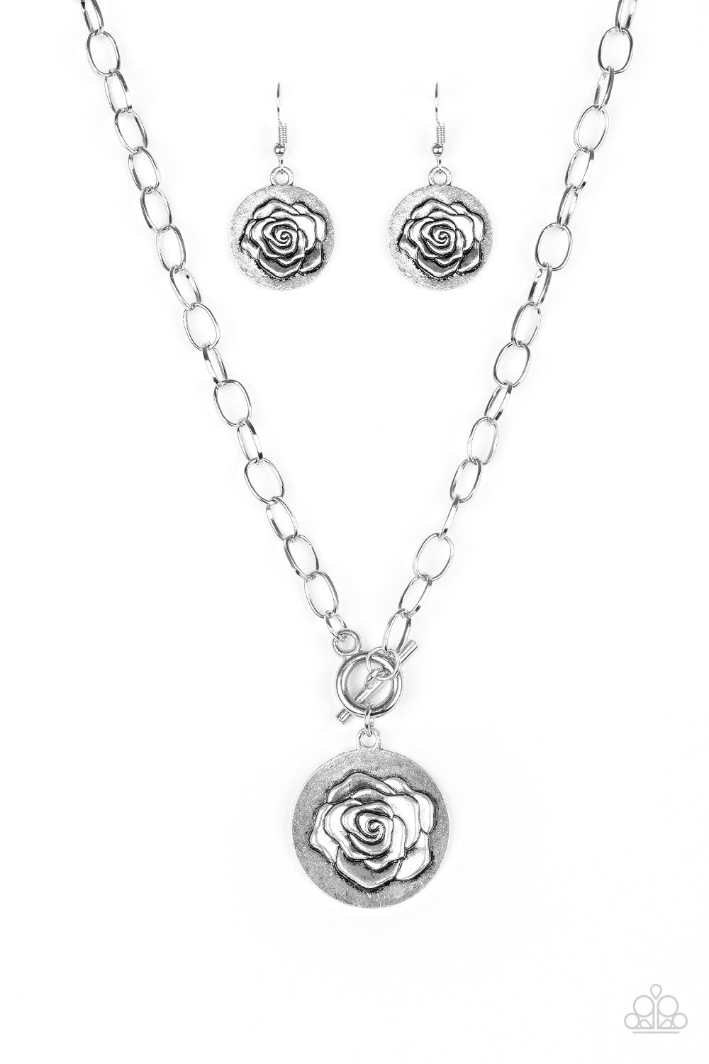 Beautifully Belle - Silver - VENDOR _NAME - Sassy Sparkles $5 Jewelry