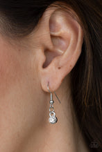 Load image into Gallery viewer, Straight To The Top - White freeshipping - Sassy Sparkles $5 Jewelry
