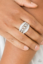 Load image into Gallery viewer, Royal Treasury - White freeshipping - Sassy Sparkles $5 Jewelry
