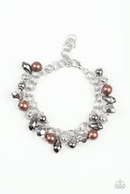 Load image into Gallery viewer, Paparazzi Invest In This - Silver
