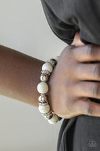 Load image into Gallery viewer, Ruling Class Radiance - White freeshipping - Sassy Sparkles $5 Jewelry
