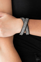 Load image into Gallery viewer, Rock Band Refinement - Black freeshipping - Sassy Sparkles $5 Jewelry
