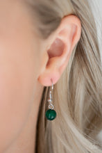 Load image into Gallery viewer, Modern Majesty - Green freeshipping - Sassy Sparkles $5 Jewelry
