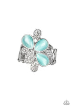 Load image into Gallery viewer, Paparazzi Diamond Daises - Blue
