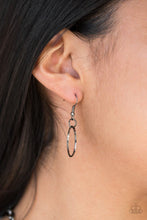Load image into Gallery viewer, Circa de Couture - Black - VENDOR _NAME - Sassy Sparkles $5 Jewelry

