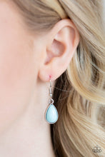 Load image into Gallery viewer, Jaw Dropping Diva - Blue freeshipping - Sassy Sparkles $5 Jewelry
