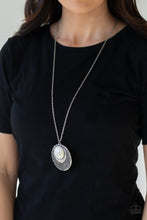 Load image into Gallery viewer, Paparazzi Medallion Meadow - White
