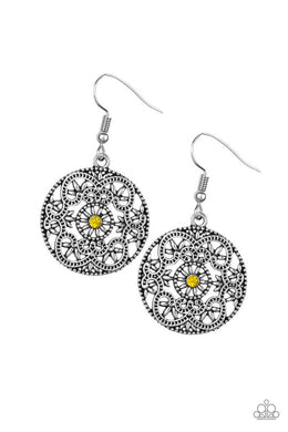 Paparazzi Rochester Royale - Yellow - VENDOR _NAME - Sassy Sparkles $5 Jewelry