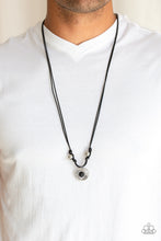 Load image into Gallery viewer, Rural Ringleader - Black freeshipping - Sassy Sparkles $5 Jewelry
