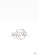 Load image into Gallery viewer, Paparazzi Lotus Lover - Silver
