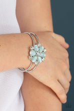 Load image into Gallery viewer, Paparazzi Garden Extravagance - Blue - VENDOR _NAME - Sassy Sparkles $5 Jewelry
