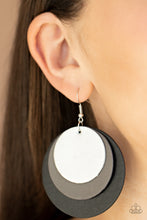 Load image into Gallery viewer, LEATHER Forecast - Black freeshipping - Sassy Sparkles $5 Jewelry
